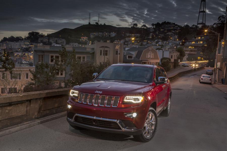  Jeep Grand Cherokee Summit 2014 года  (фото 47 из 61)